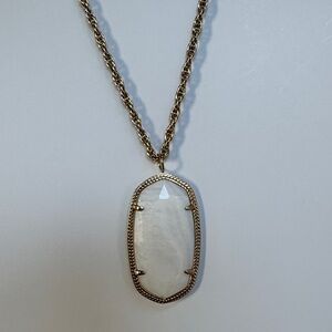 Kendra Scott Danielle Long Gold Necklace with White Mother of Pearl Pendant